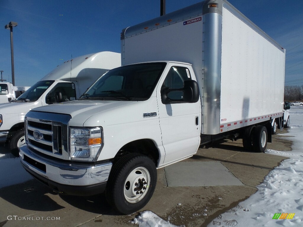 2018 E Series Cutaway E450 Commercial Moving Truck - Oxford White / Medium Flint photo #1