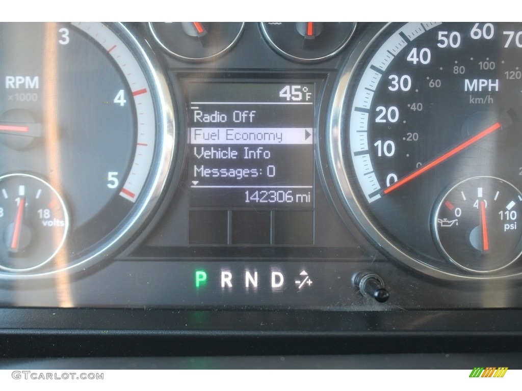 2011 Ram 3500 HD ST Crew Cab Dually - Bright White / Dark Slate Gray/Medium Graystone photo #16