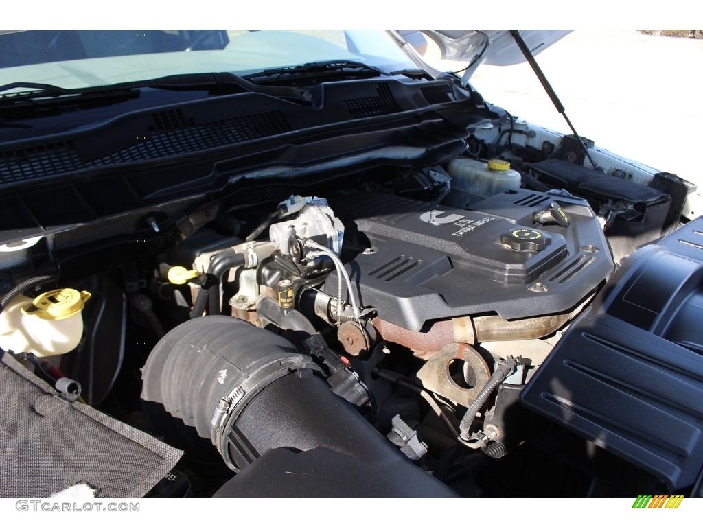 2011 Ram 3500 HD ST Crew Cab Dually - Bright White / Dark Slate Gray/Medium Graystone photo #27