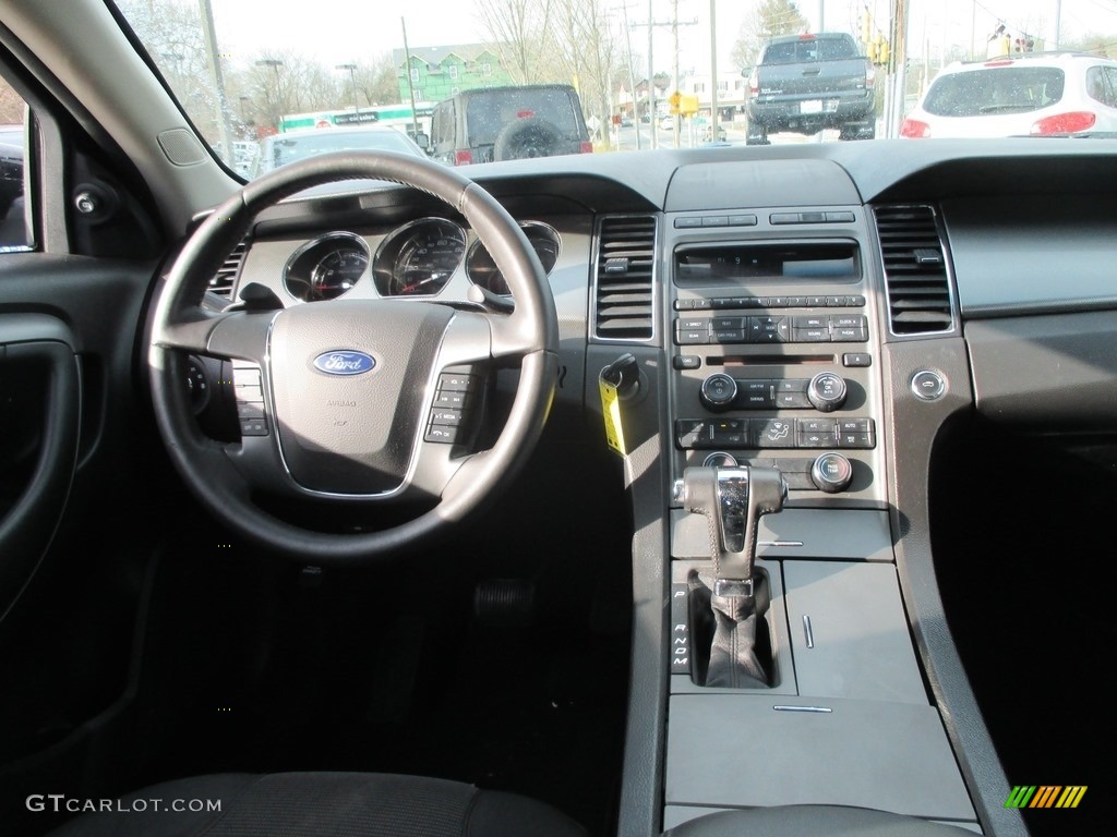2011 Taurus SEL - Tuxedo Black / Charcoal Black photo #10