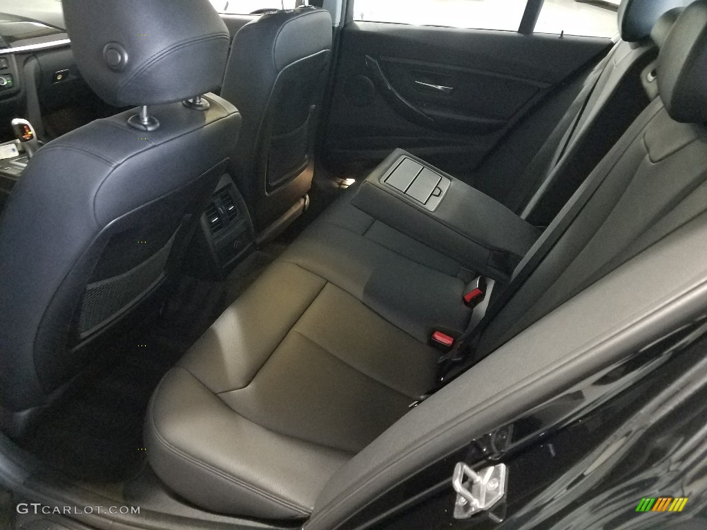 2015 3 Series 328i xDrive Sedan - Black Sapphire Metallic / Black photo #15