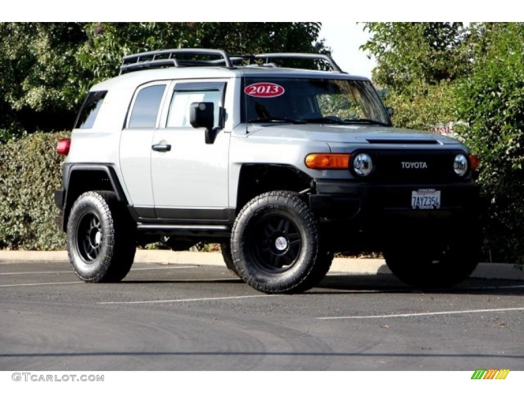2013 FJ Cruiser 4WD - Trail Teams Cement Gray / Dark Charcoal photo #2