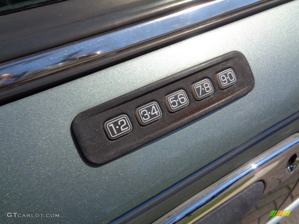 2006 Grand Marquis LS - Light Tundra Metallic / Light Camel photo #19