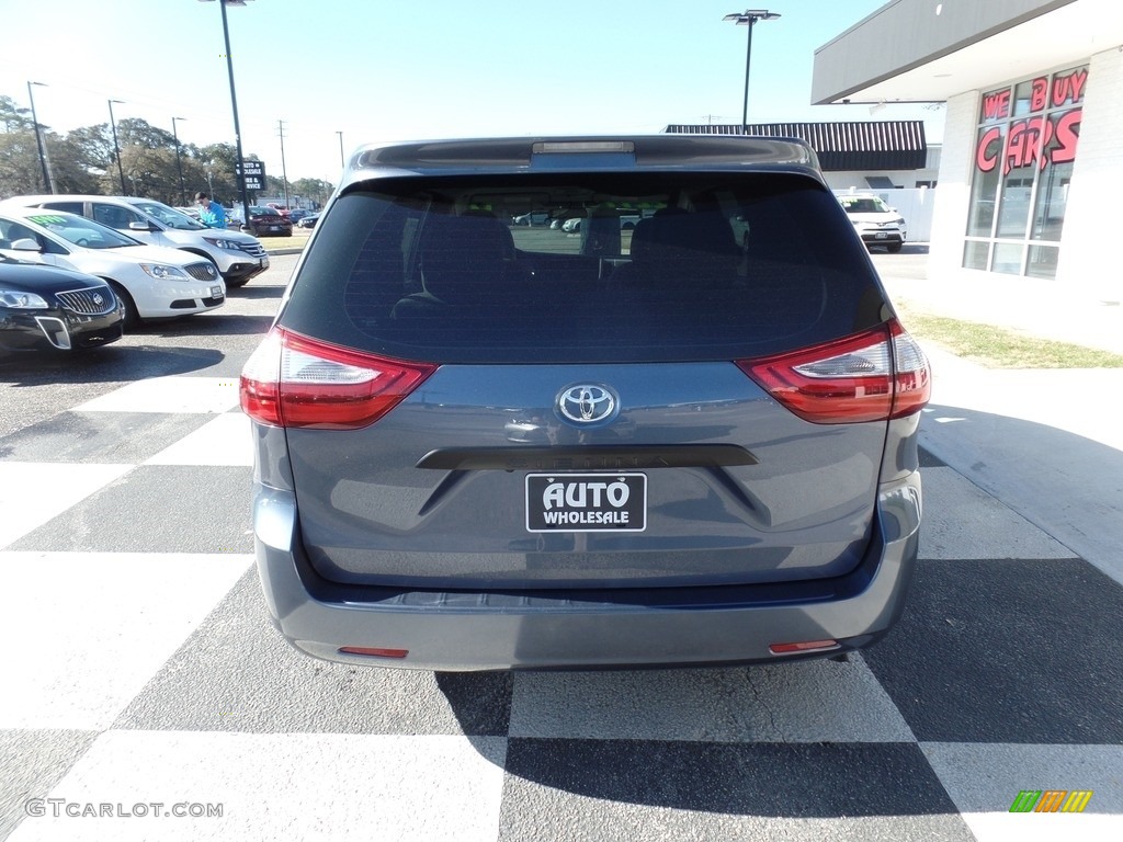 2017 Sienna L - Shoreline Blue Pearl / Ash photo #4