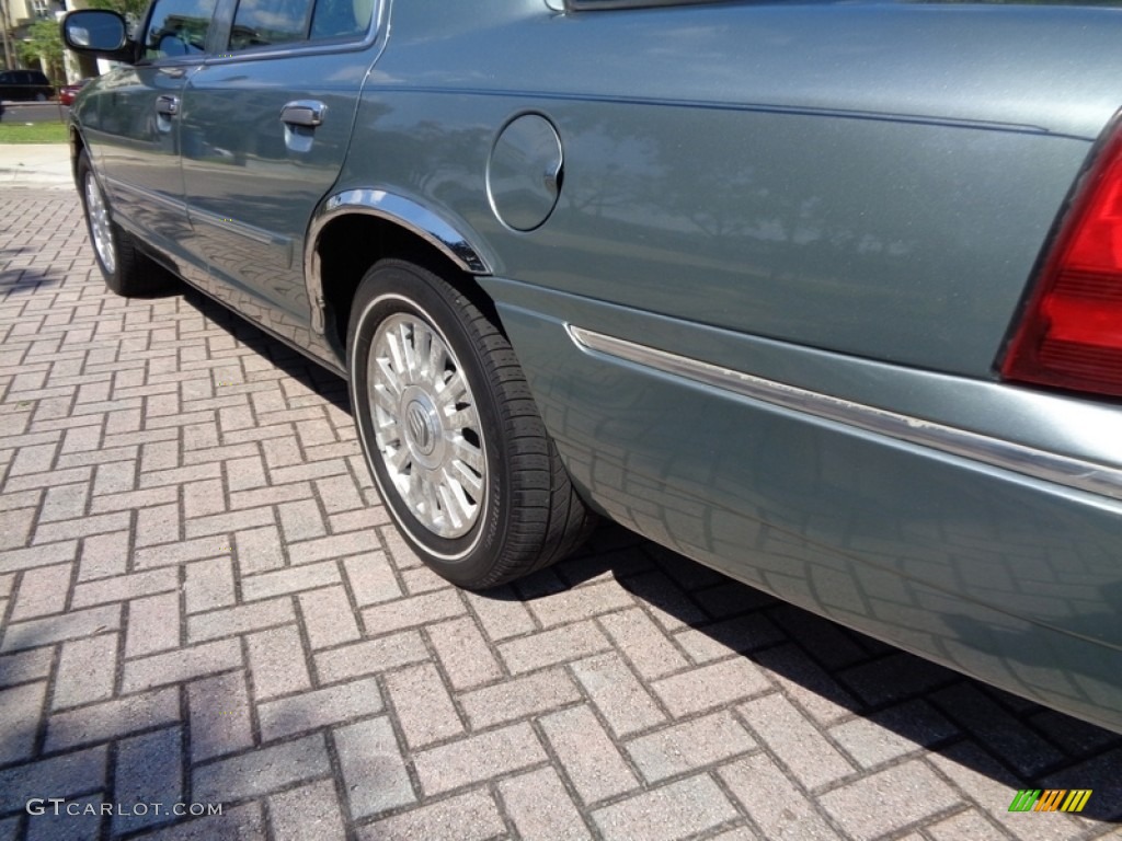 2006 Grand Marquis LS - Light Tundra Metallic / Light Camel photo #32