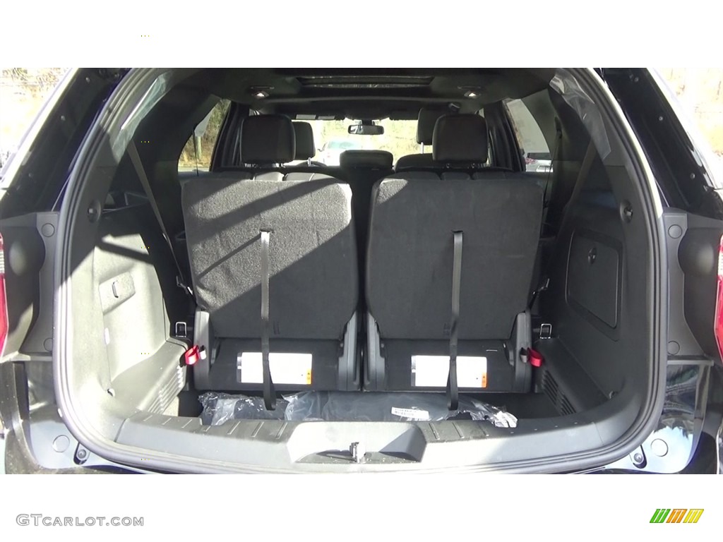 2018 Explorer XLT 4WD - Shadow Black / Ebony Black photo #21
