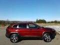 Velvet Red Pearl - Cherokee Trailhawk 4x4 Photo No. 5