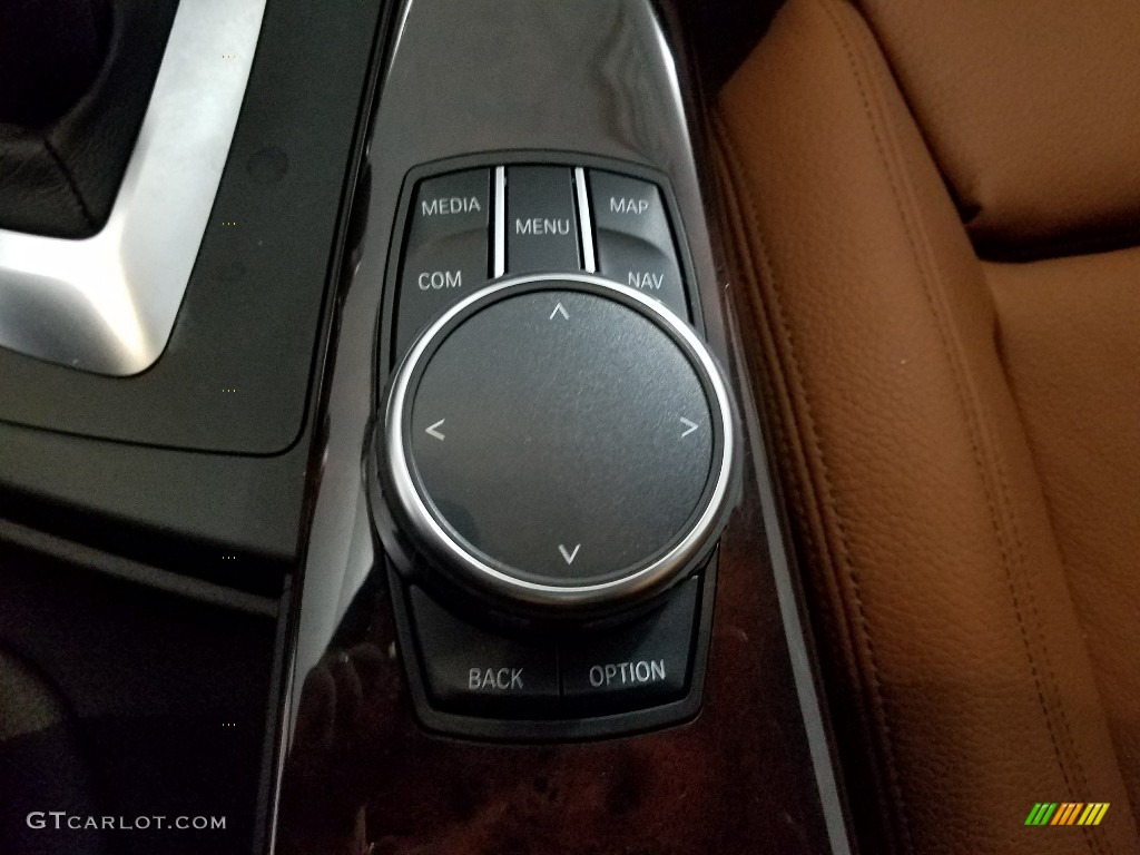 2017 3 Series 330i xDrive Gran Turismo - Alpine White / Saddle Brown photo #17