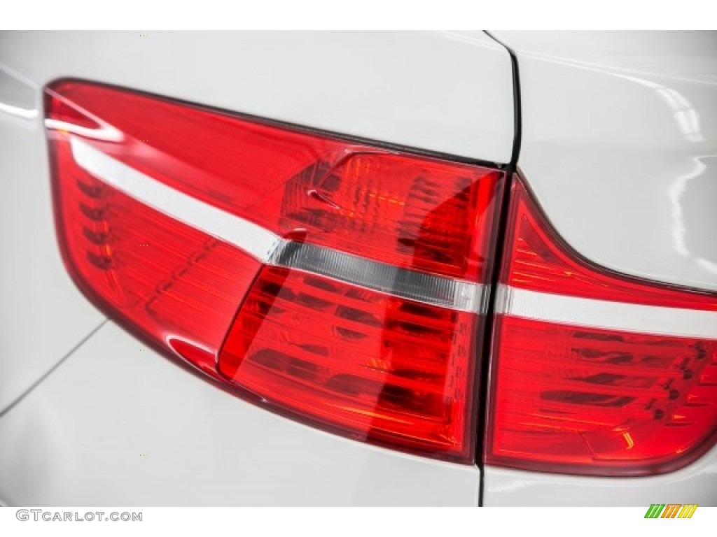 2010 X6 M  - Alpine White / Black photo #24