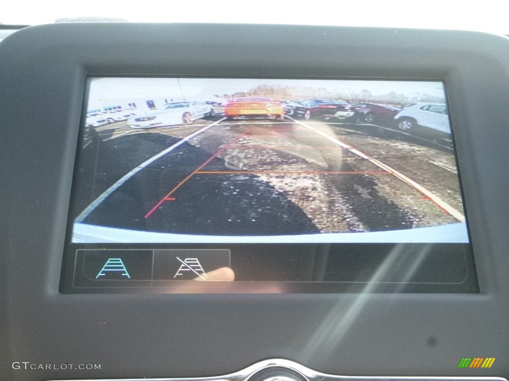 2018 Equinox LT - Summit White / Jet Black photo #18