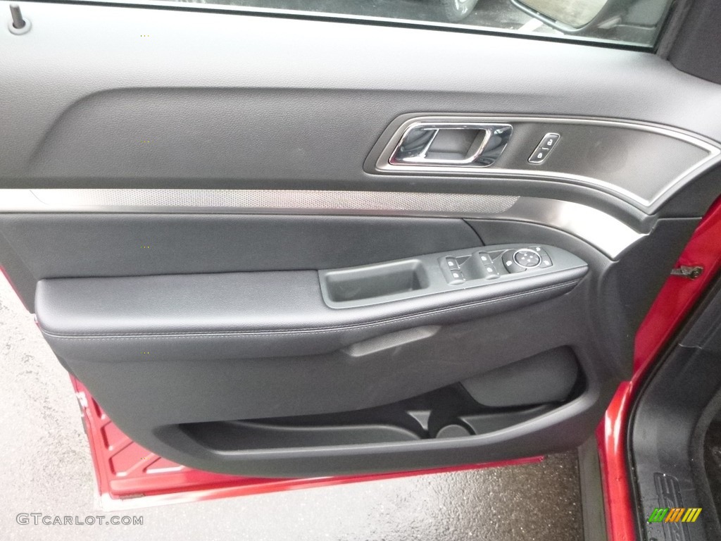 2018 Explorer XLT 4WD - Ruby Red / Ebony Black photo #10