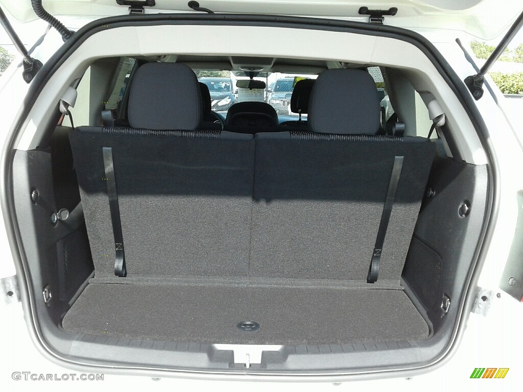 2018 Journey SE - Vice White / Black photo #20