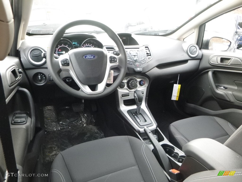 Charcoal Black Interior 2018 Ford Fiesta SE Sedan Photo #125009467