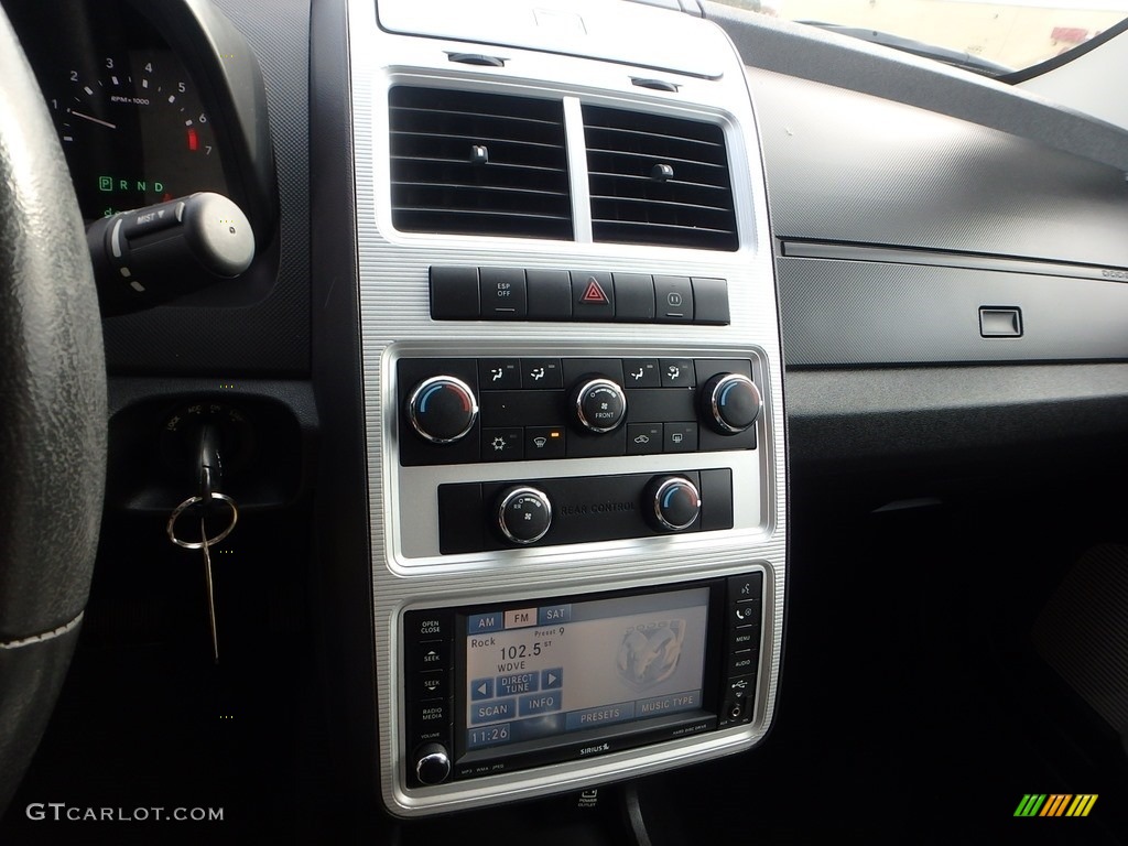 2009 Journey SXT AWD - Stone White / Dark Slate Gray/Light Graystone photo #13