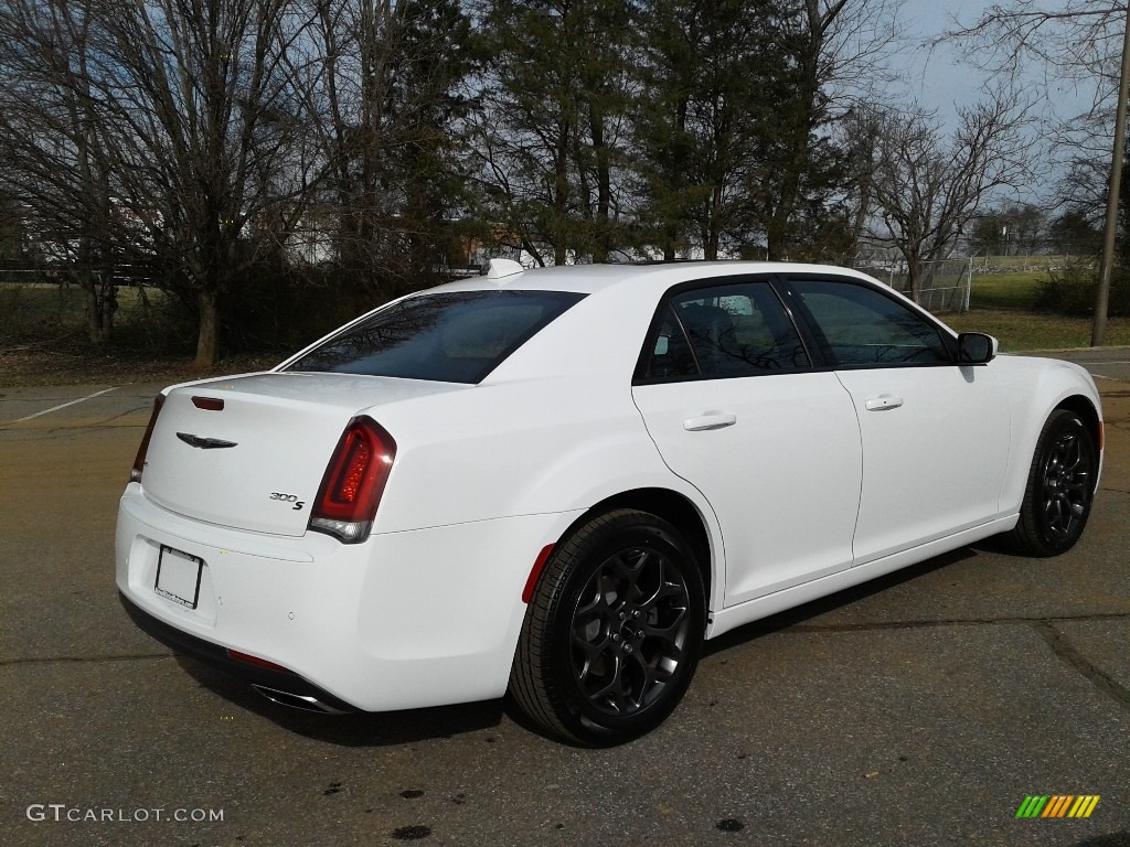 2017 300 S AWD - Bright White / Black photo #6