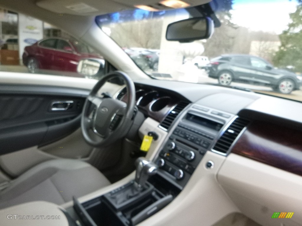 2011 Taurus SEL AWD - Ingot Silver / Charcoal Black photo #12