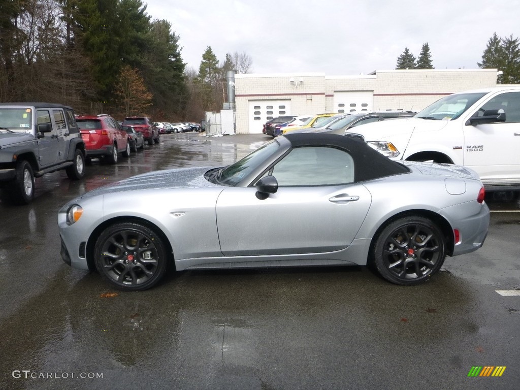 Grigio Chiaro Light Grey 2018 Fiat 124 Spider Abarth Roadster Exterior Photo #125022196