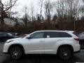 2018 Blizzard White Pearl Toyota Highlander SE AWD  photo #3