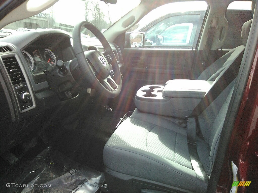 2018 1500 Express Crew Cab 4x4 - Delmonico Red Pearl / Black/Diesel Gray photo #4
