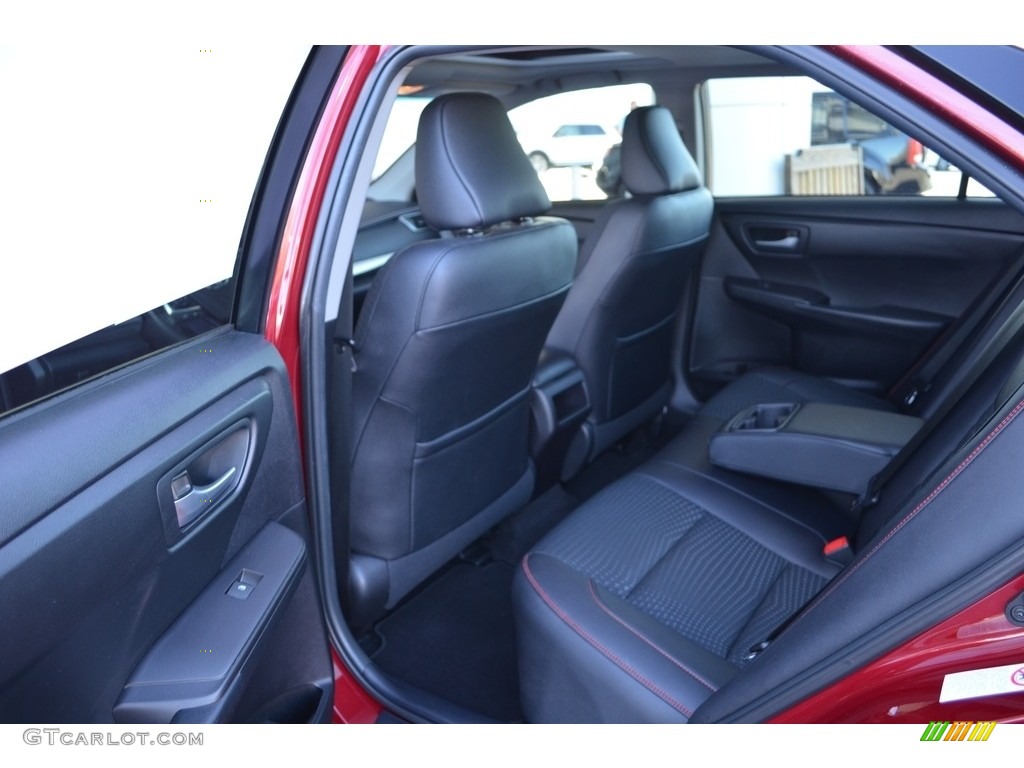 2015 Camry SE - Ruby Flare Pearl / Black photo #12