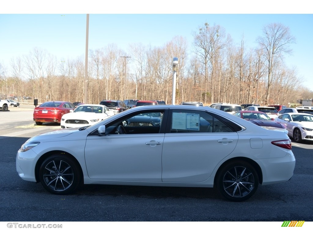 2015 Camry XSE - Super White / Black photo #5