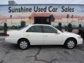 2001 Diamond White Toyota Camry LE  photo #2