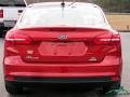 Hot Pepper Red - Focus SE Sedan Photo No. 4