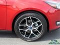 Hot Pepper Red - Focus SE Sedan Photo No. 9