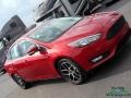 Hot Pepper Red - Focus SE Sedan Photo No. 30