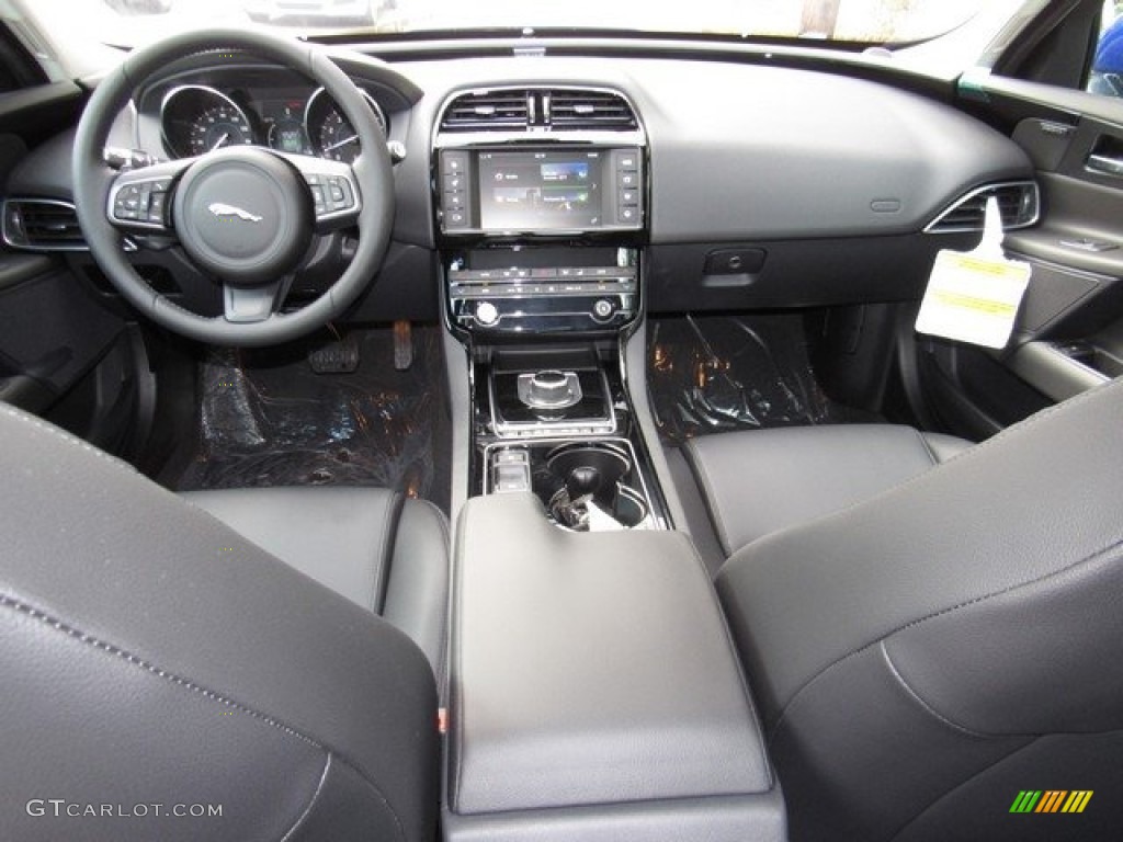 2017 XE 25t Premium - Caesium Blue / Jet photo #4