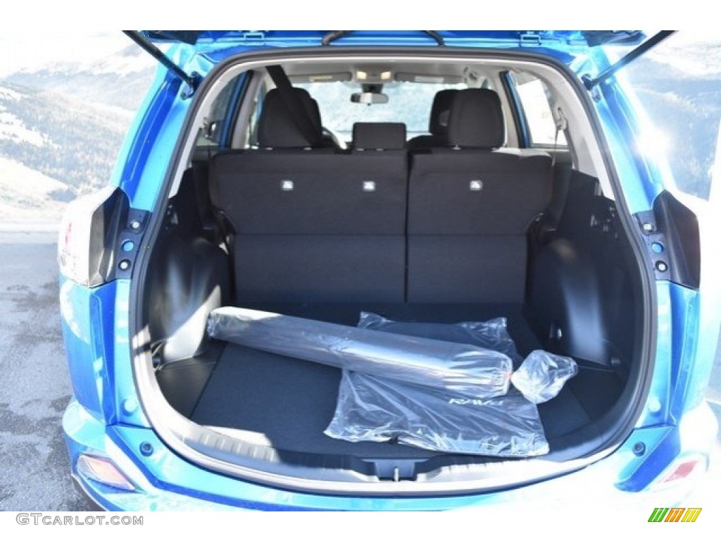 2018 RAV4 LE AWD - Electric Storm Blue / Black photo #8