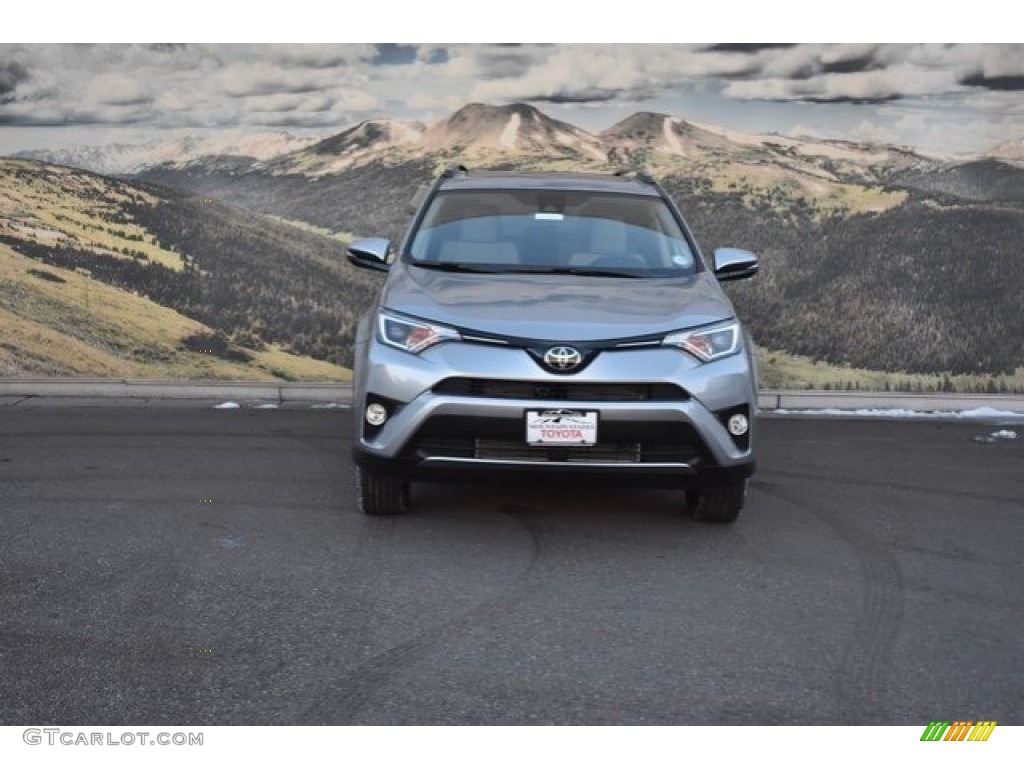 2018 RAV4 XLE AWD - Silver Sky Metallic / Black photo #2
