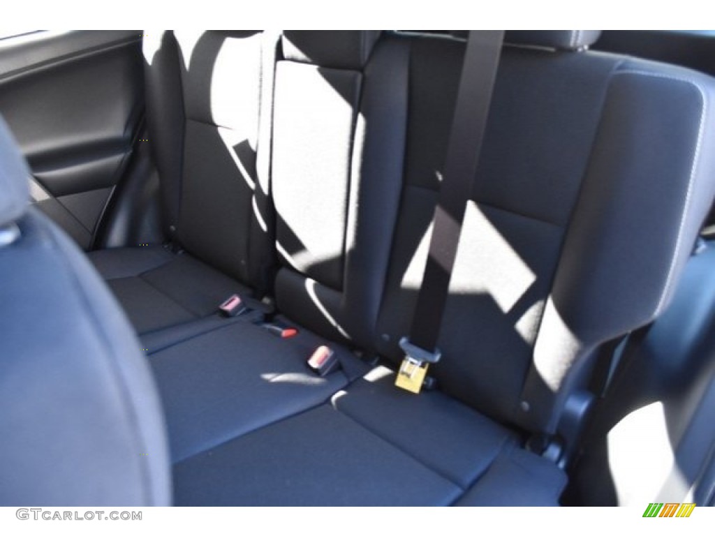 2018 RAV4 XLE AWD - Silver Sky Metallic / Black photo #7