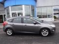Sterling Grey Metallic - Focus SE 5-Door Photo No. 2