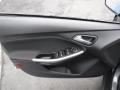 Sterling Grey Metallic - Focus SE 5-Door Photo No. 14