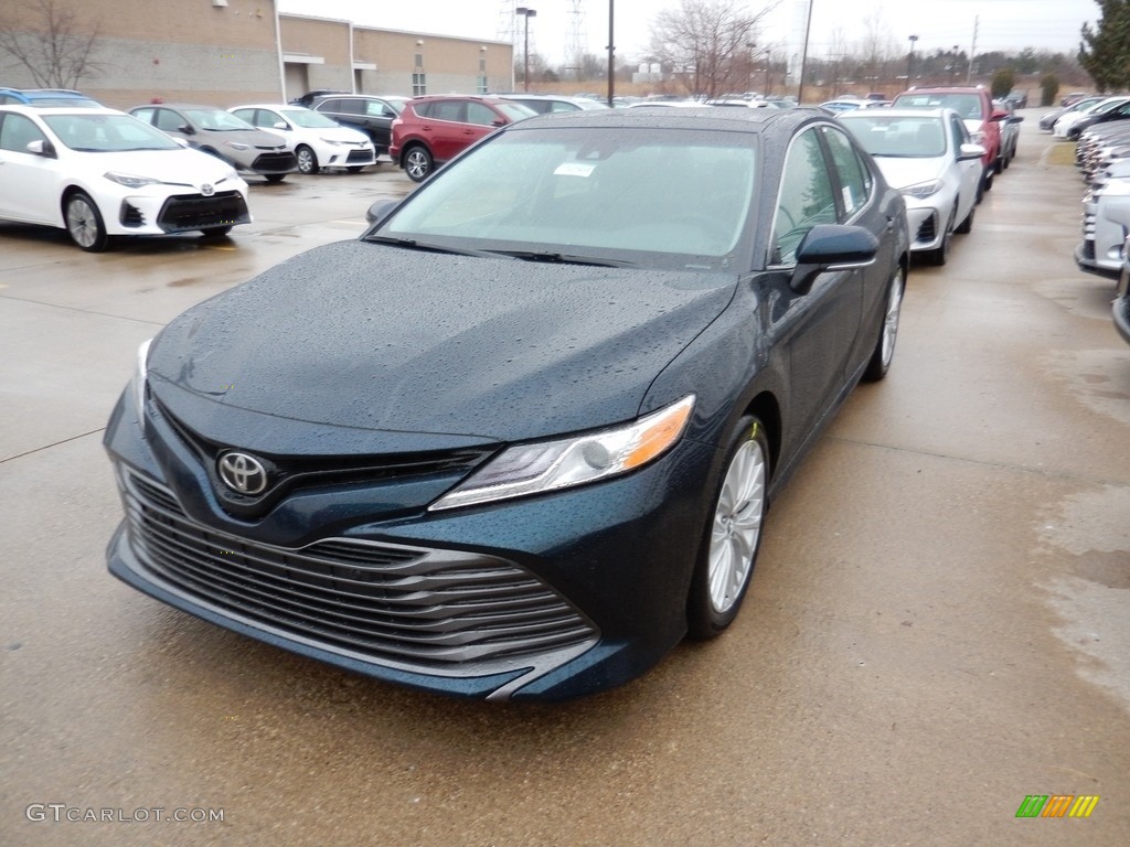 2018 Camry XLE - Galactic Aqua Mica / Black photo #1