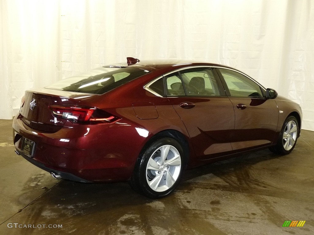 2018 Regal Sportback Preferred - Rioja Red Metallic / Ebony photo #2