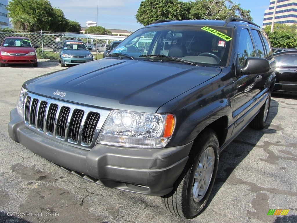 2002 Grand Cherokee Laredo - Steel Blue Pearlcoat / Sandstone photo #5