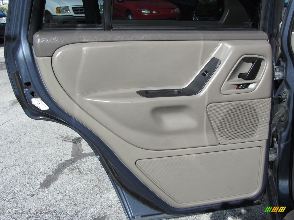 2002 Grand Cherokee Laredo - Steel Blue Pearlcoat / Sandstone photo #12