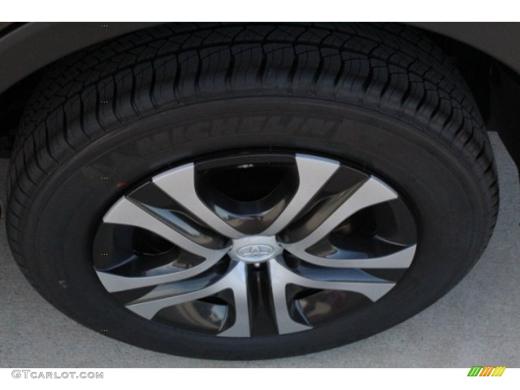 2018 RAV4 LE - Black Current Metallic / Black photo #5