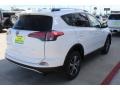 Super White - RAV4 XLE Photo No. 8