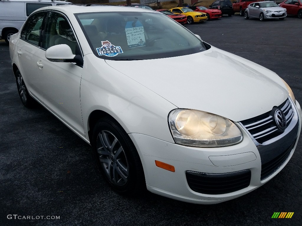 2006 Jetta 2.5 Sedan - Campanella White / Pure Beige photo #9