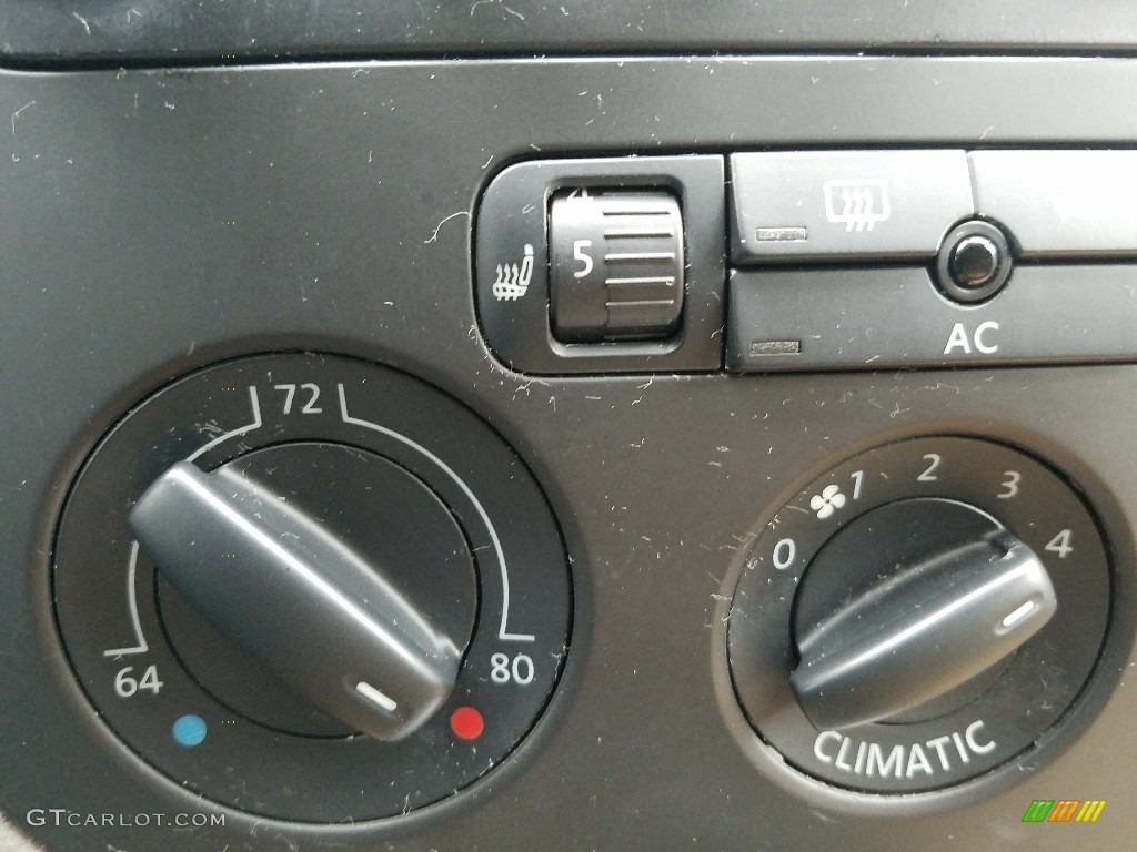 2006 Jetta 2.5 Sedan - Campanella White / Pure Beige photo #23