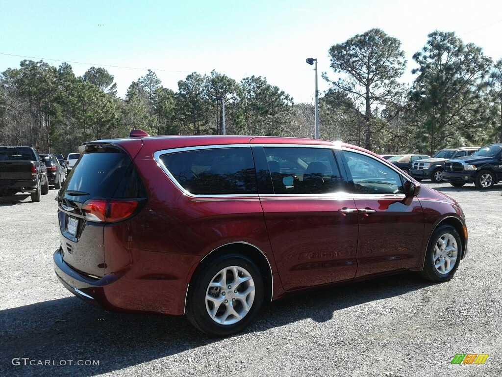 2018 Pacifica Touring Plus - Velvet Red Pearl / Cognac/Alloy/Toffee photo #5