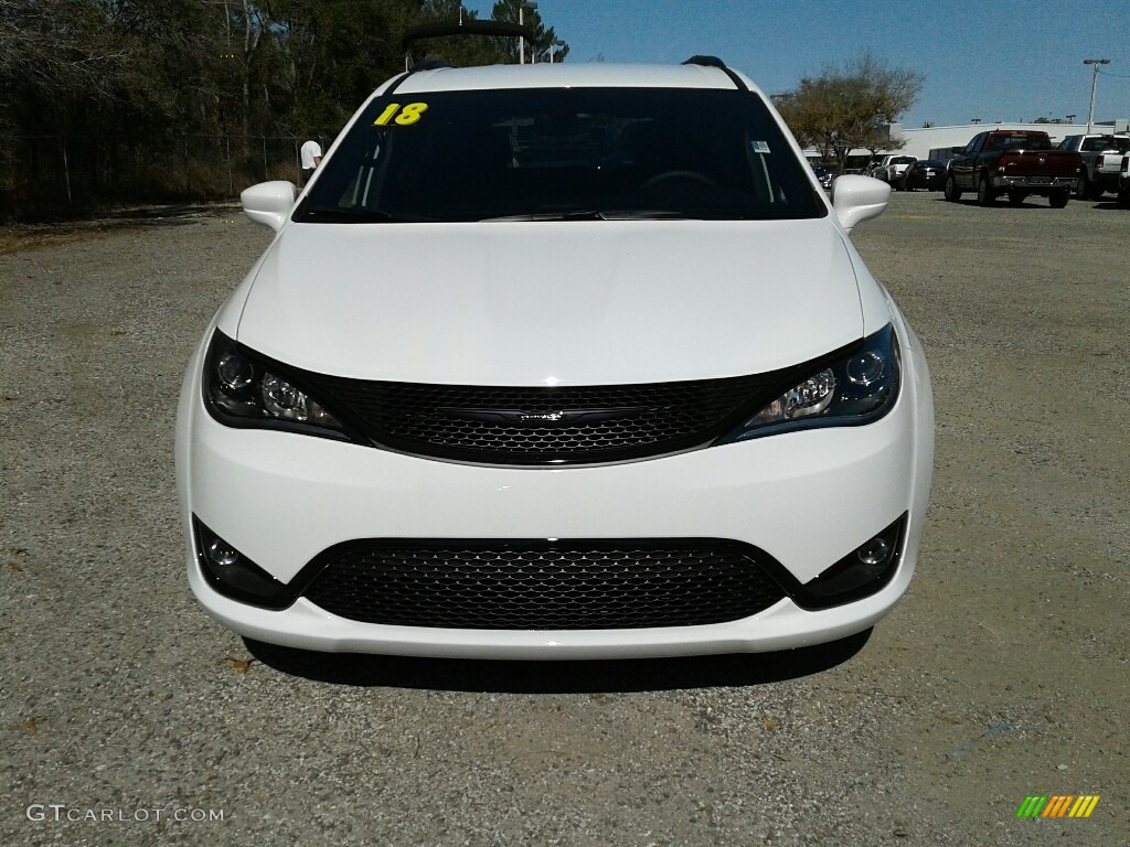 2018 Pacifica Touring L - Bright White / Black/Diesel photo #8