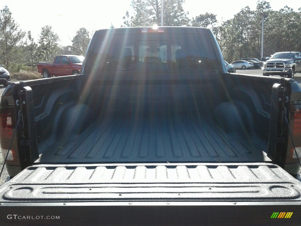 2018 1500 Limited Crew Cab - Brilliant Black Crystal Pearl / Black photo #19