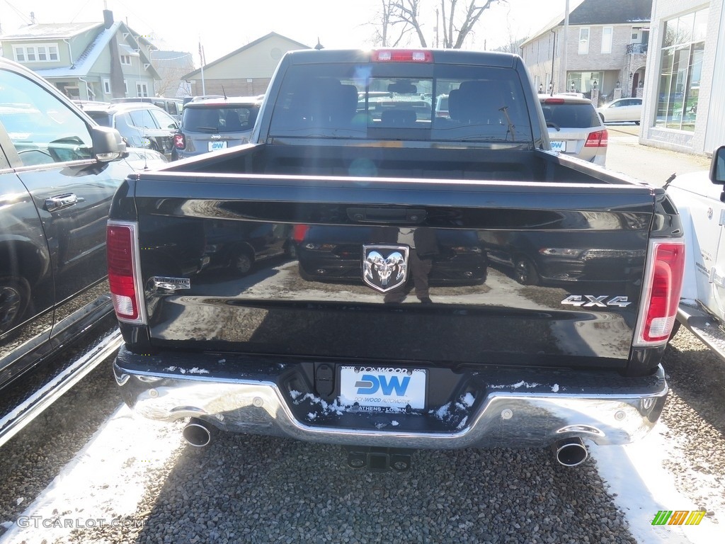 2018 1500 Laramie Crew Cab 4x4 - Brilliant Black Crystal Pearl / Black photo #9