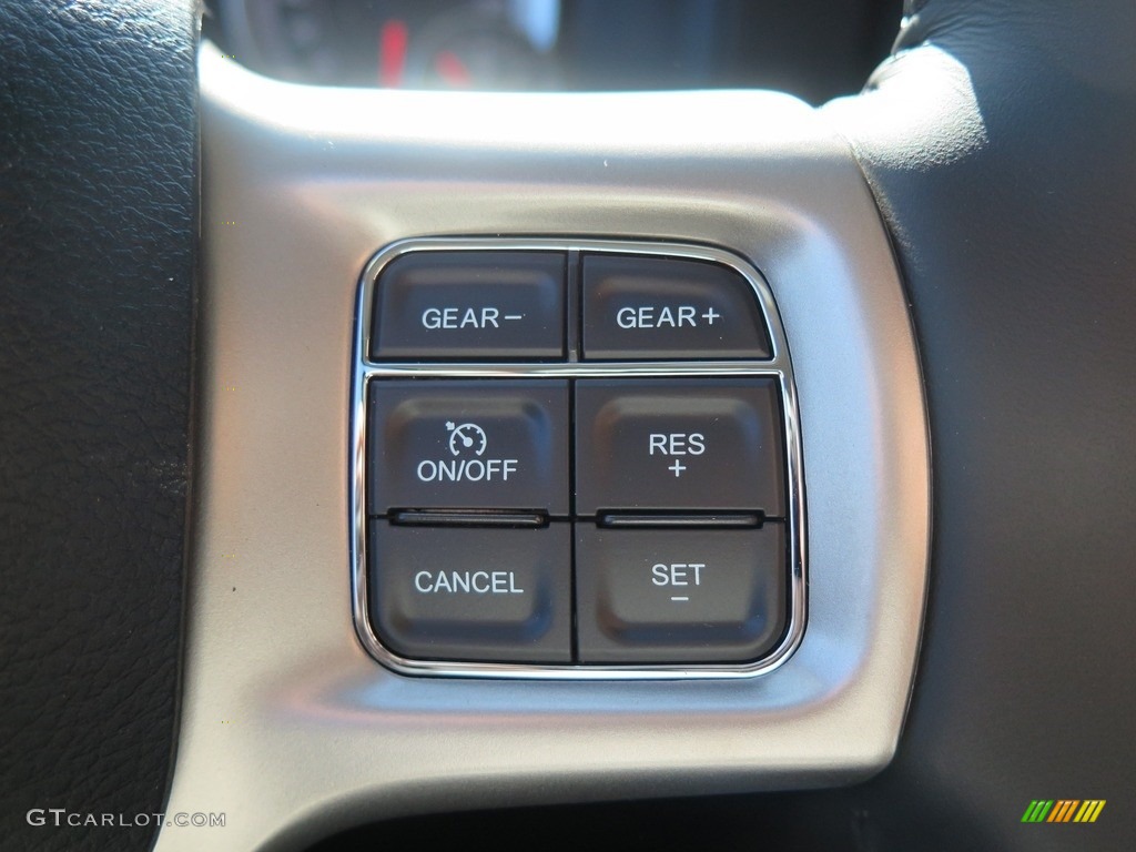2018 1500 Laramie Crew Cab 4x4 - Brilliant Black Crystal Pearl / Black photo #21