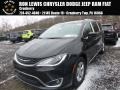 2018 Brilliant Black Crystal Pearl Chrysler Pacifica Hybrid Touring L  photo #1