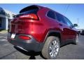 Velvet Red Pearl - Cherokee Limited Photo No. 7